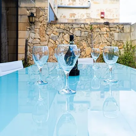 Huge Floor Penthouse With Breathtaking Views * San Pawl il-Baħar